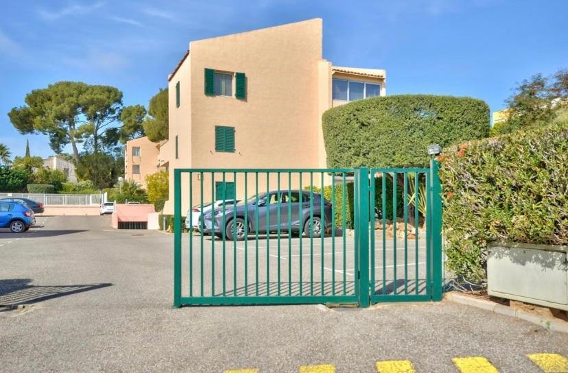 Studio Avec Piscines A 500M De La Plage Bandol Ngoại thất bức ảnh