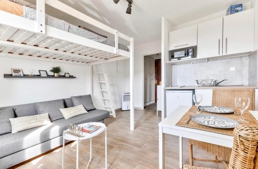 Studio Avec Piscines A 500M De La Plage Bandol Ngoại thất bức ảnh